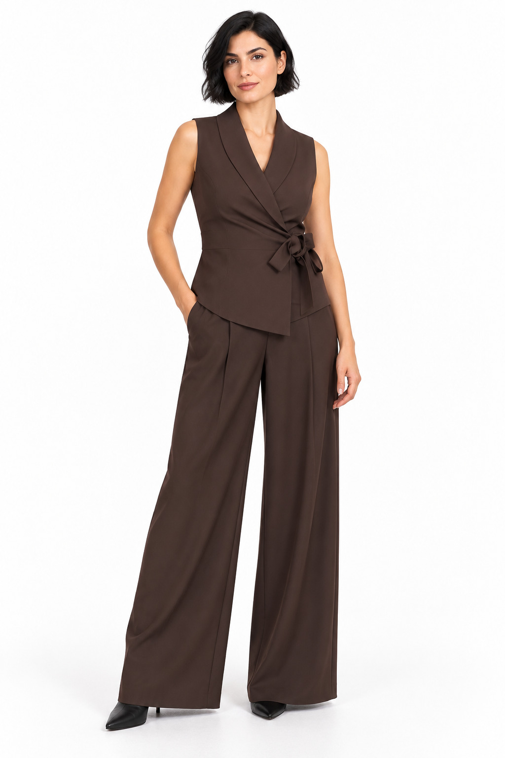 SLEEVELESS VEST/WIDE LEG PANTS