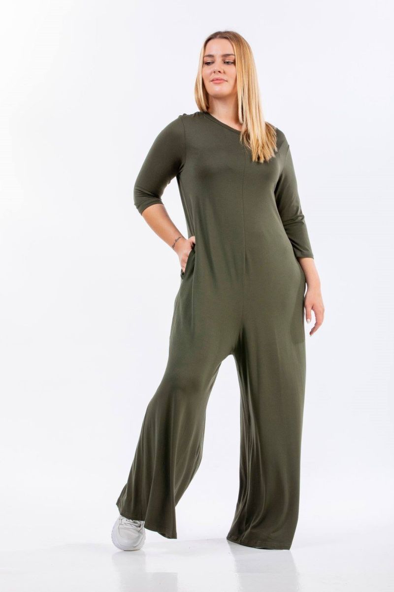 Φωτογραφία από Ολόσωμη φόρμα Plus size