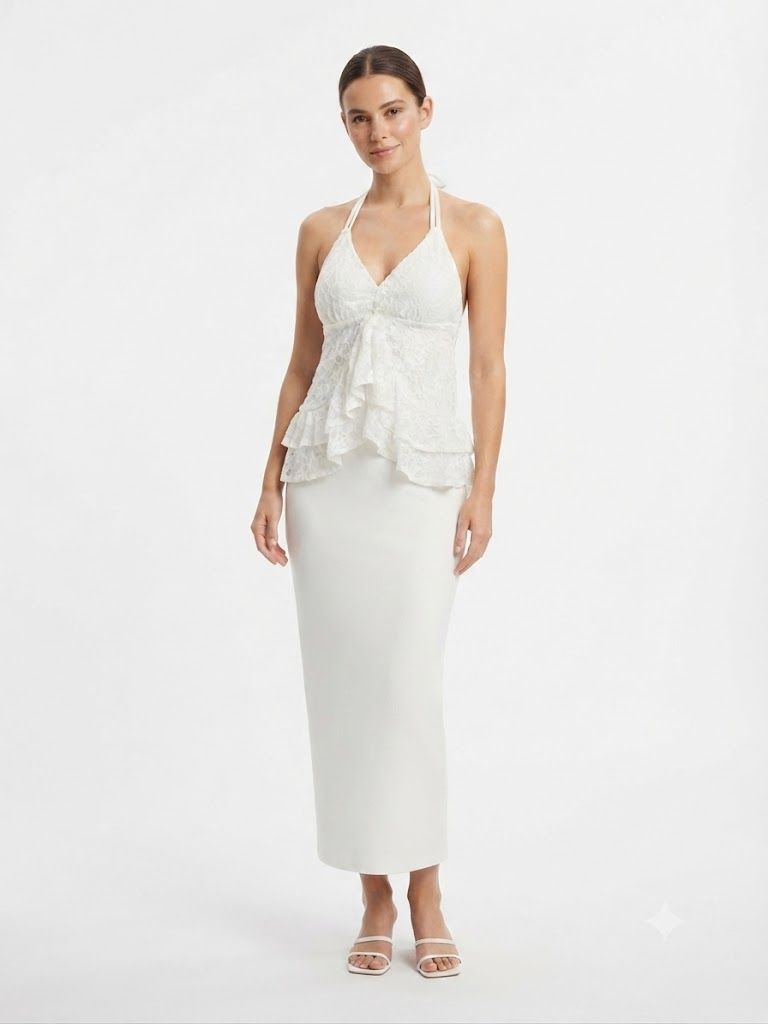Φωτογραφία από Floral Lace Tiered Top