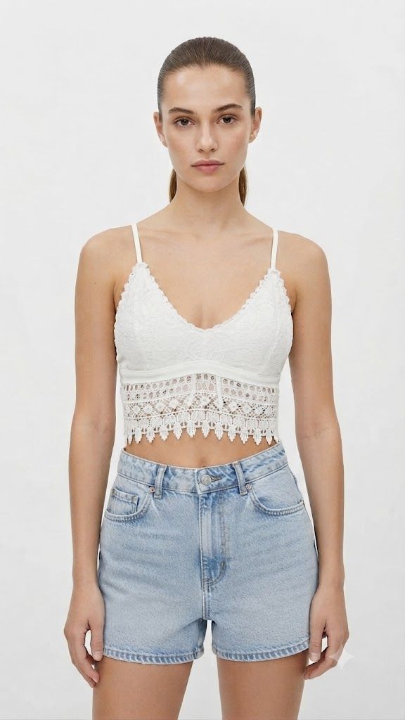 Φωτογραφία από White Lace Crochet-Trim Tie-Front Crop Top