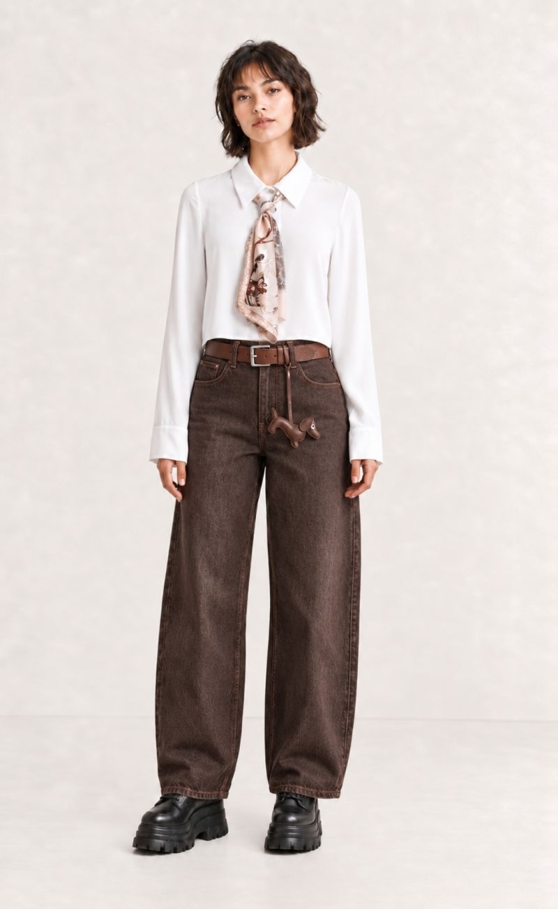 Φωτογραφία από BROWN BARREL JEANS