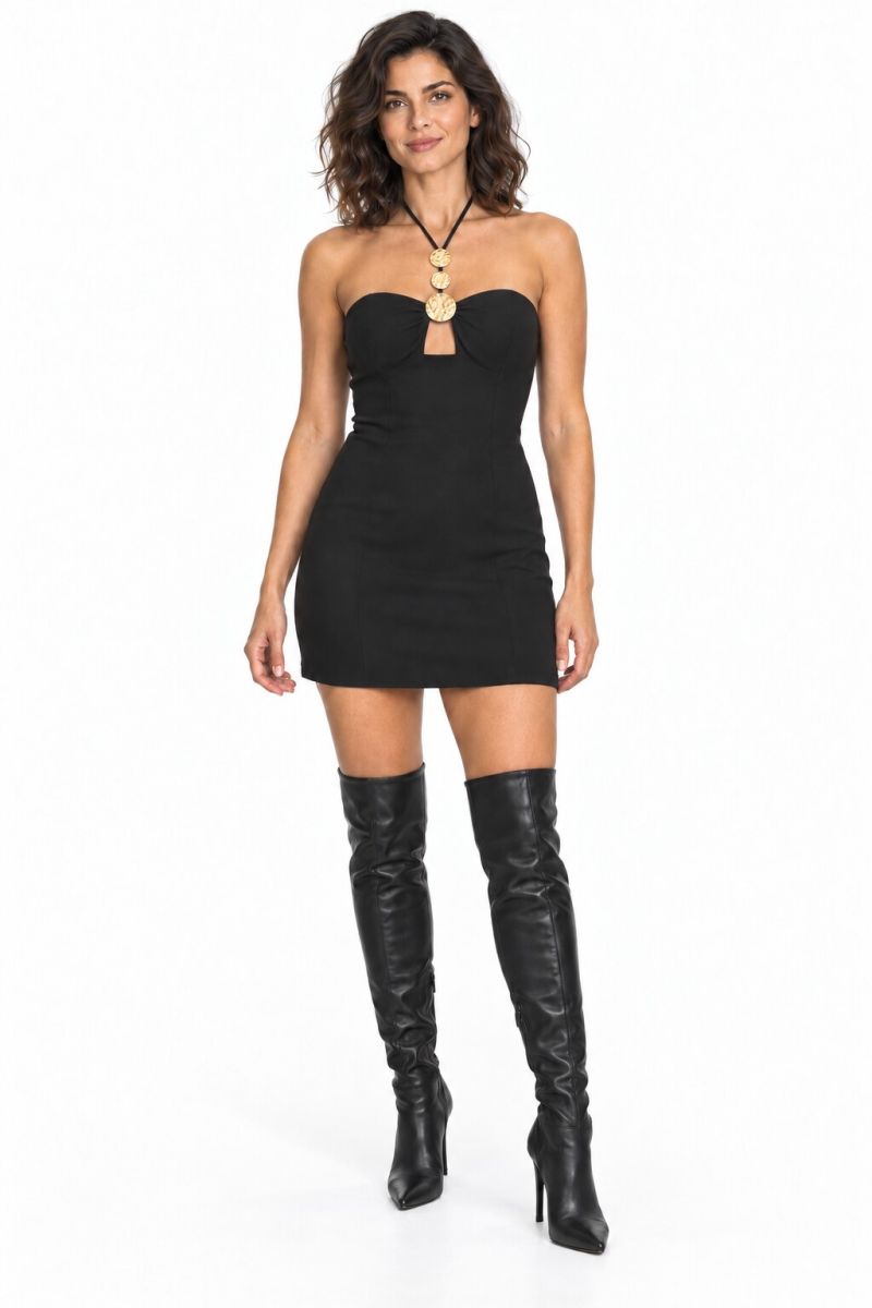 Φωτογραφία από MINI DRESS WITH STATEMENT NECKLACE