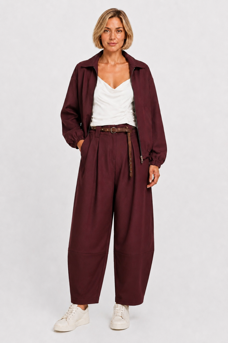 Φωτογραφία από BARREL PANTS WITH PLEATS